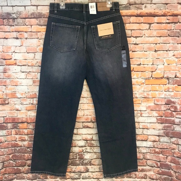 Calvin Klein NWT Straight Leg Dark Wash Jeans - Picture 7 of 7